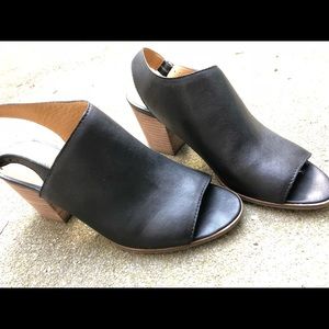 LUCKY 🍀 Black Booties/heels/open toe, new! 👀